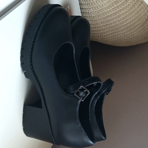 Mary Jane Style platforms - Picture 1 of 6